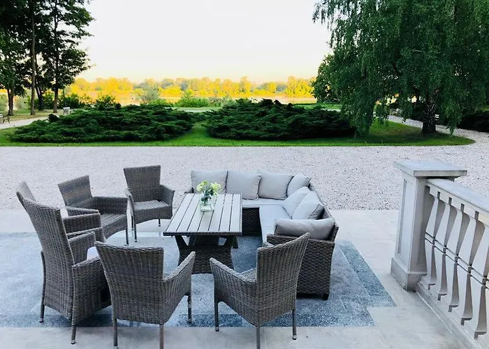 Pałac W Smoszewie Hotel *